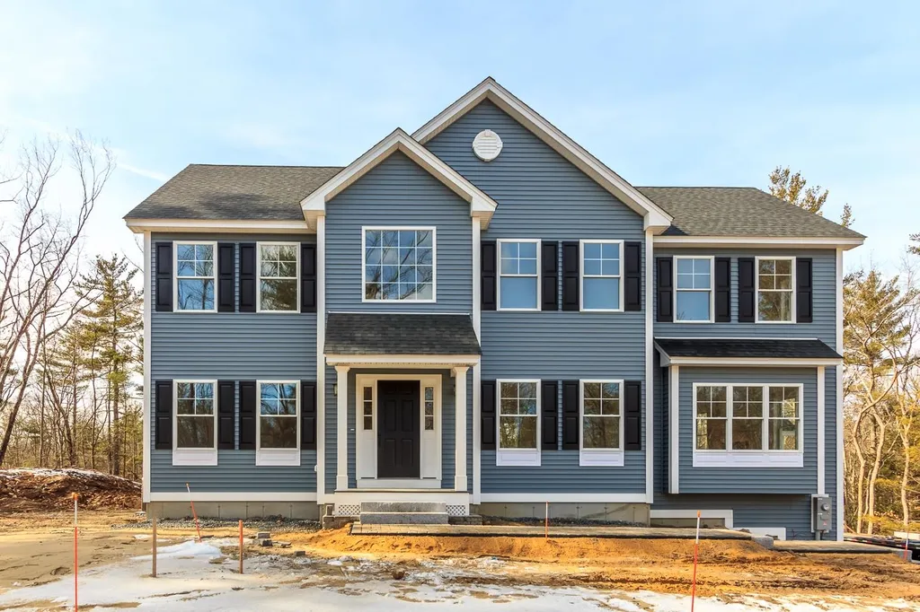 9 Bonanno Road Salem NH 03079