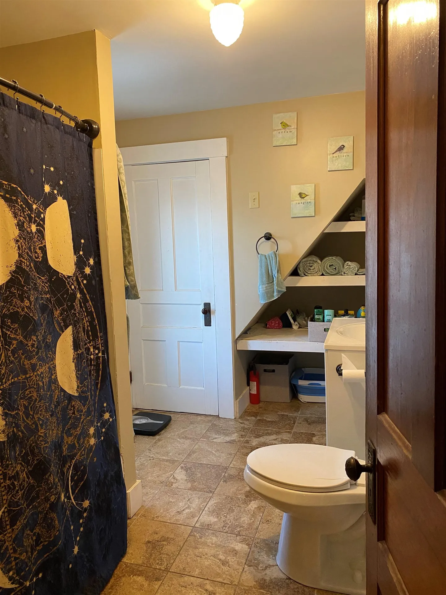 8 Ayles Court Franklin NH 03235