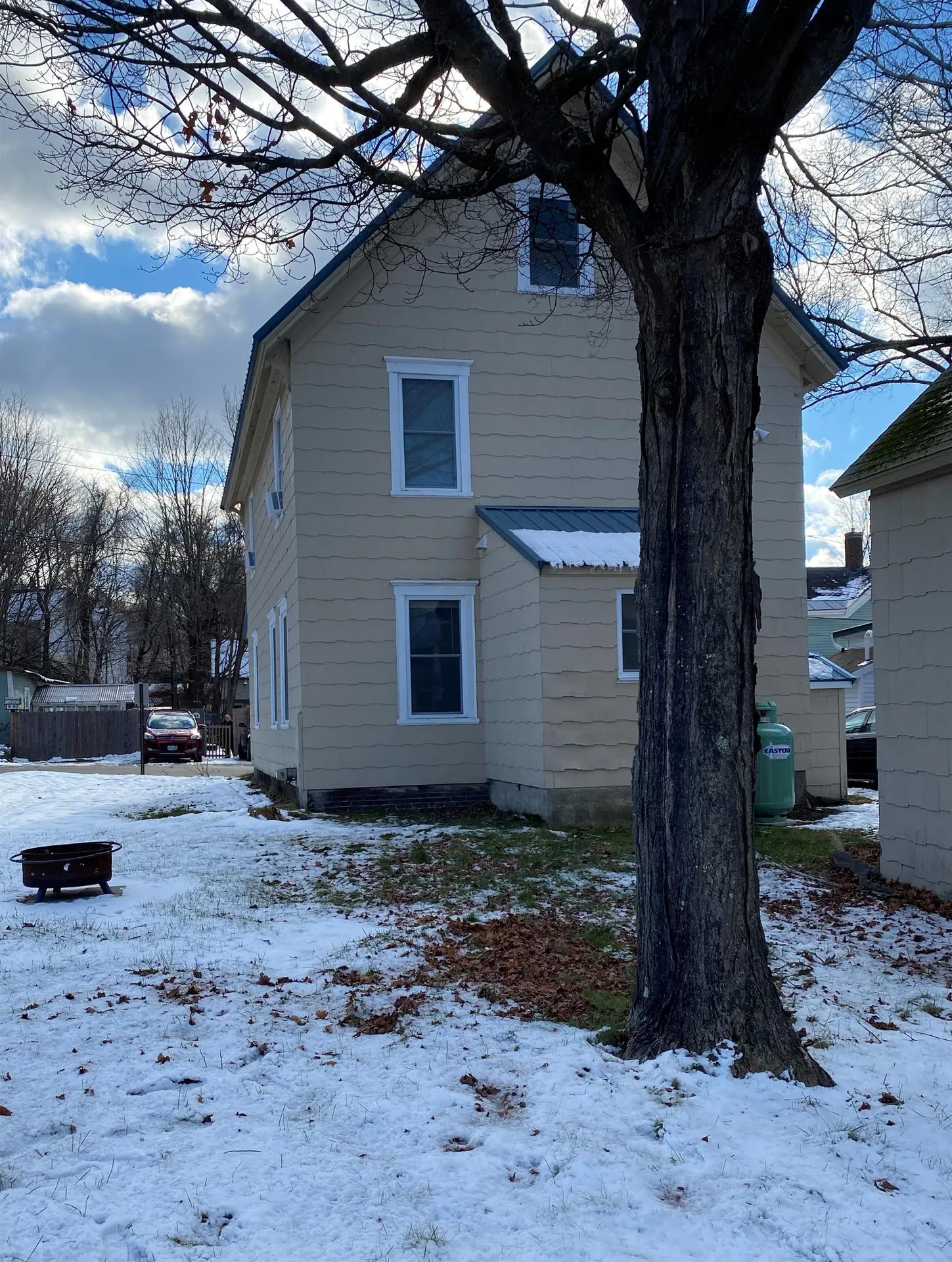 8 Ayles Court Franklin NH 03235