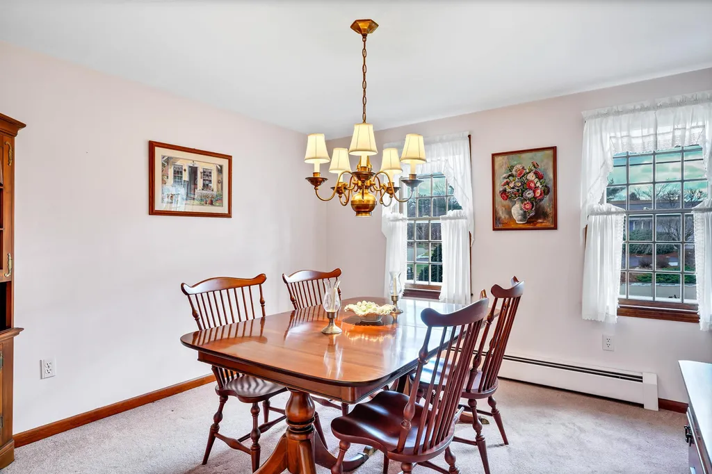 5 Deerhaven Drive Nashua NH 03064