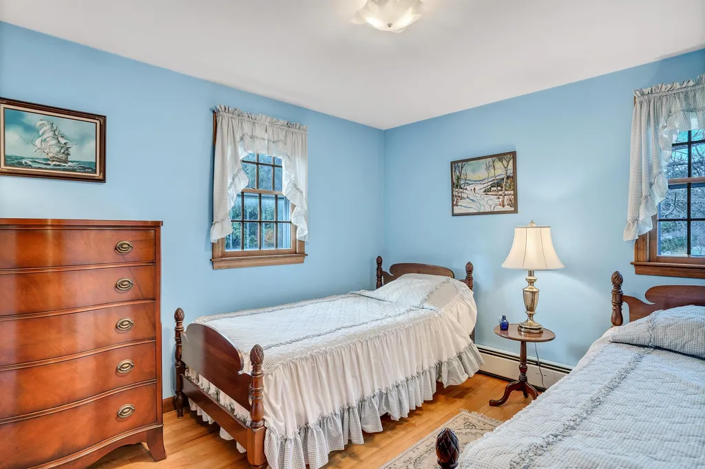 5 Deerhaven Drive Nashua NH 03064