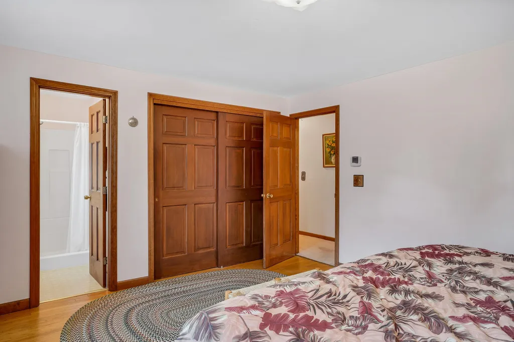 5 Deerhaven Drive Nashua NH 03064
