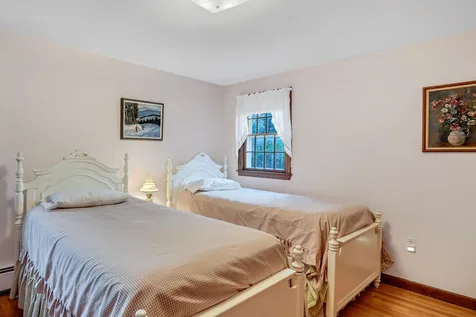 5 Deerhaven Drive Nashua NH 03064