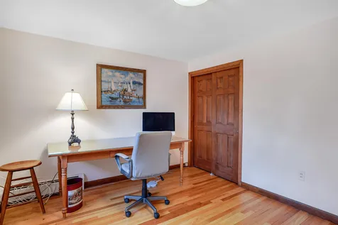 5 Deerhaven Drive Nashua NH 03064
