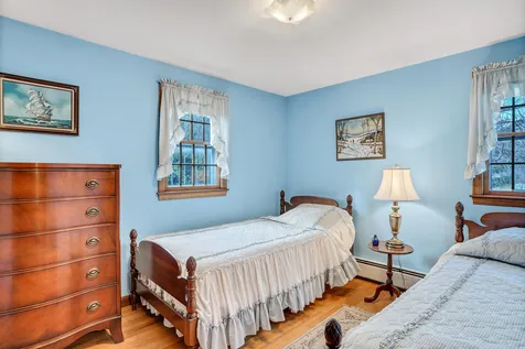 5 Deerhaven Drive Nashua NH 03064