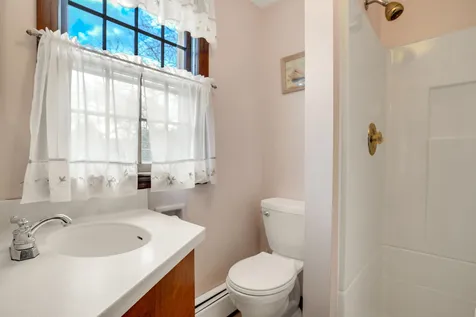 5 Deerhaven Drive Nashua NH 03064