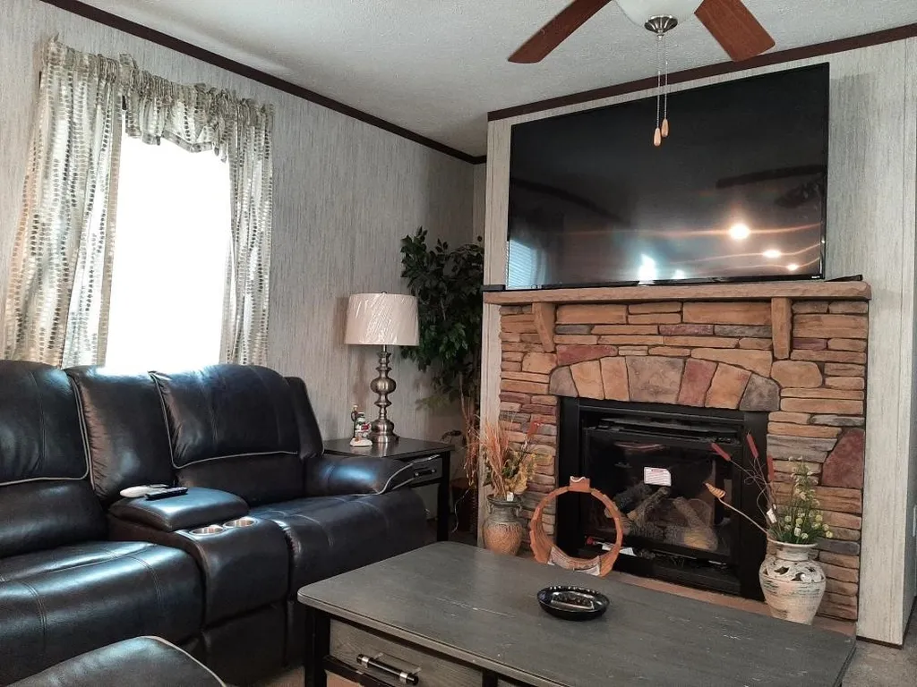 1104 Halls Stream Road Pittsburg NH 03592