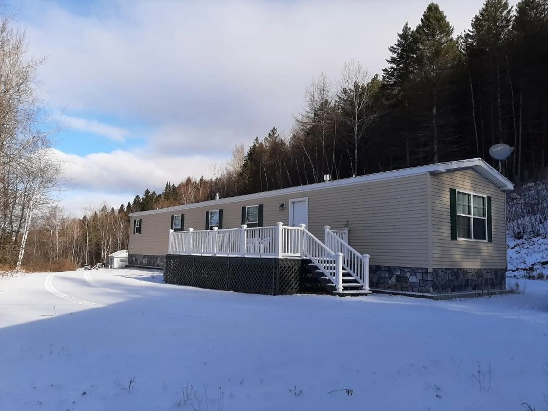 1104 Halls Stream Road Pittsburg NH 03592