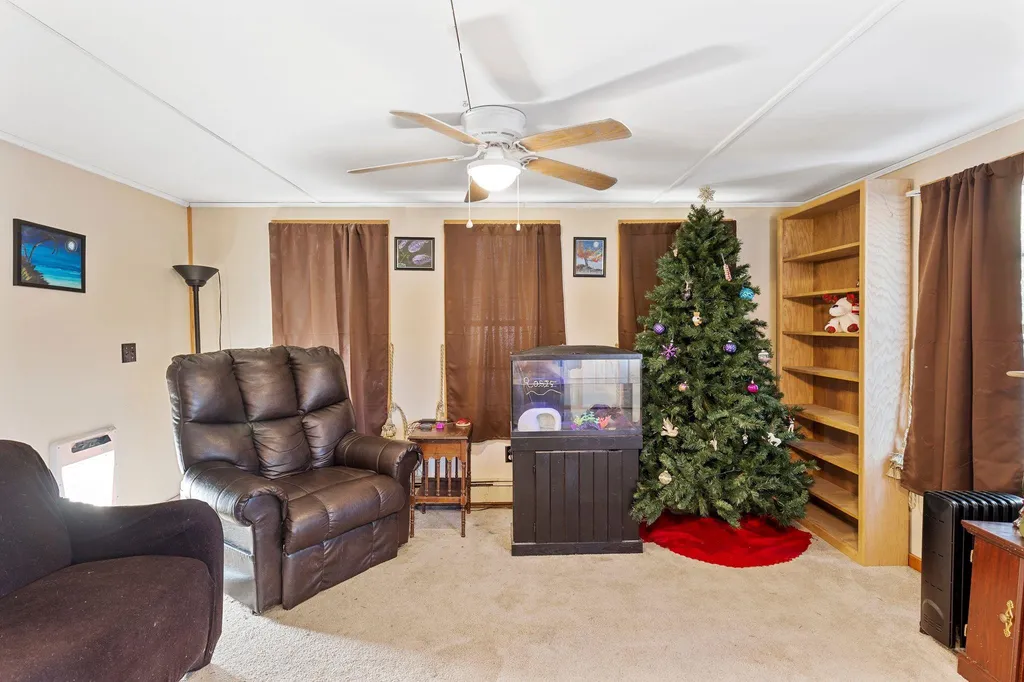 14 Province Road Barrington NH 03825