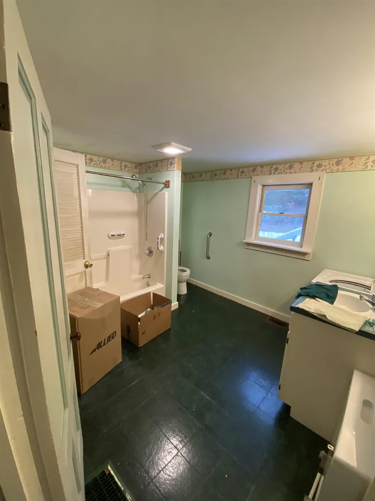 230 Vt Route 25 Topsham VT 05086