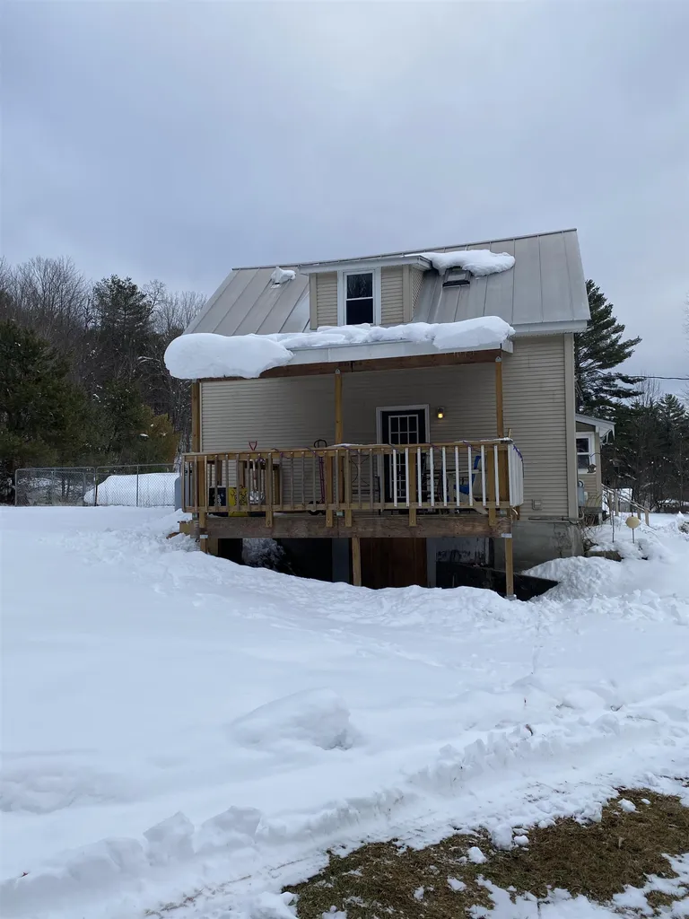 230 Vt Route 25 Topsham VT 05086