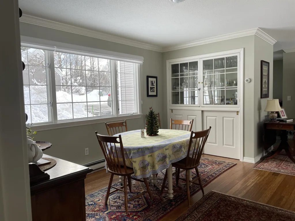 53 Hilltop Place New London NH 03257