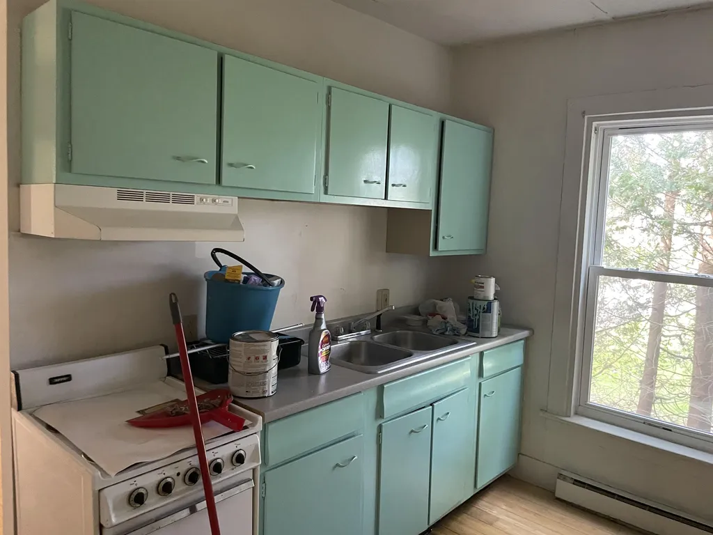 4 Bixby Hill Road Essex VT 05452-2227