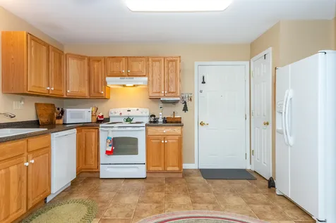 118 Secretariat Way Rochester NH 03867