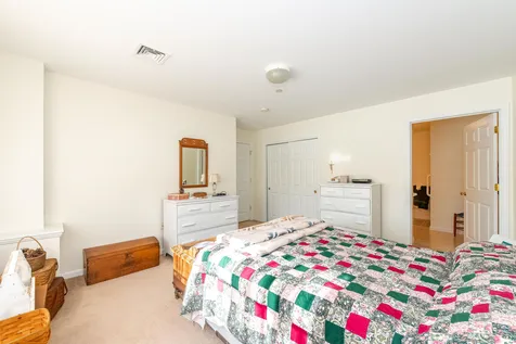 118 Secretariat Way Rochester NH 03867