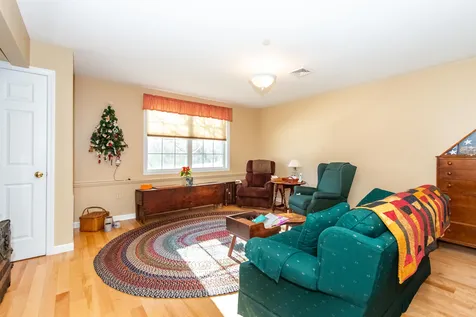 118 Secretariat Way Rochester NH 03867