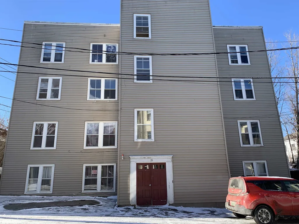 35 Bayview Street Newport City VT 05855