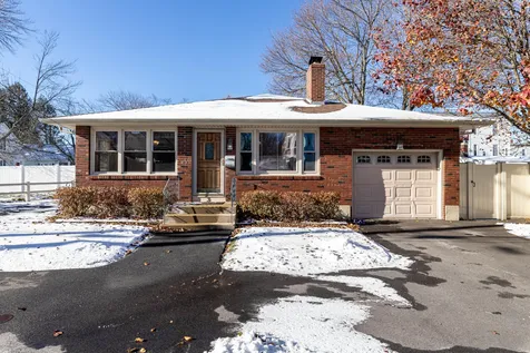 118 Taylor Street Manchester NH 03103