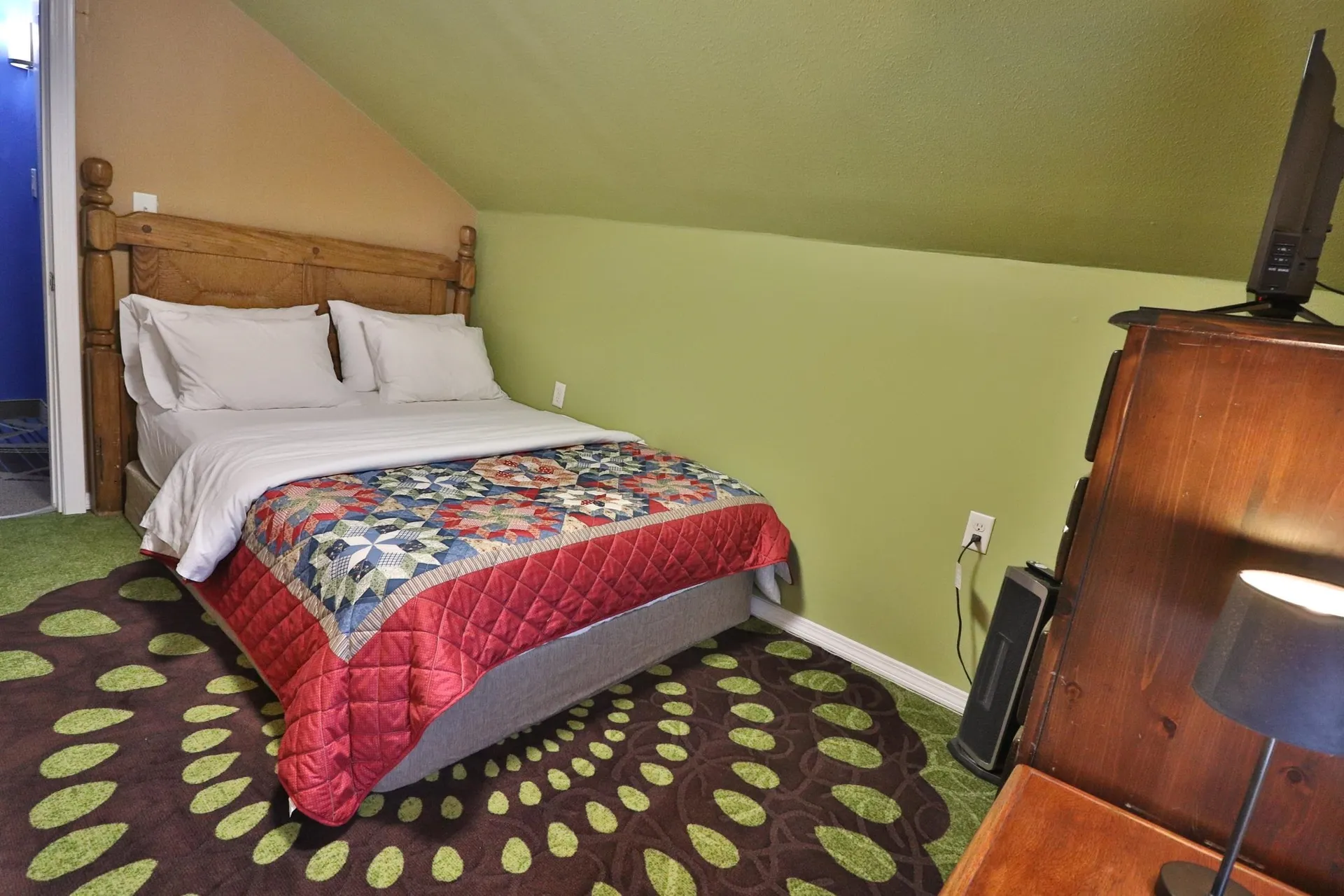 21 Franklin Street Lincoln NH 03251