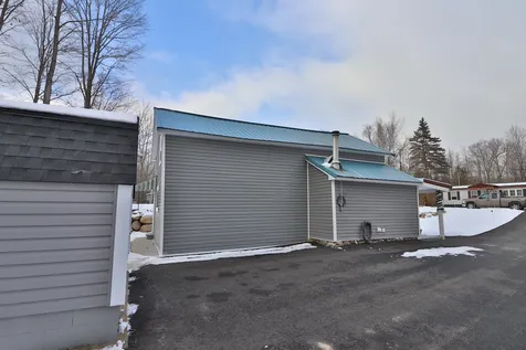 21 Franklin Street Lincoln NH 03251