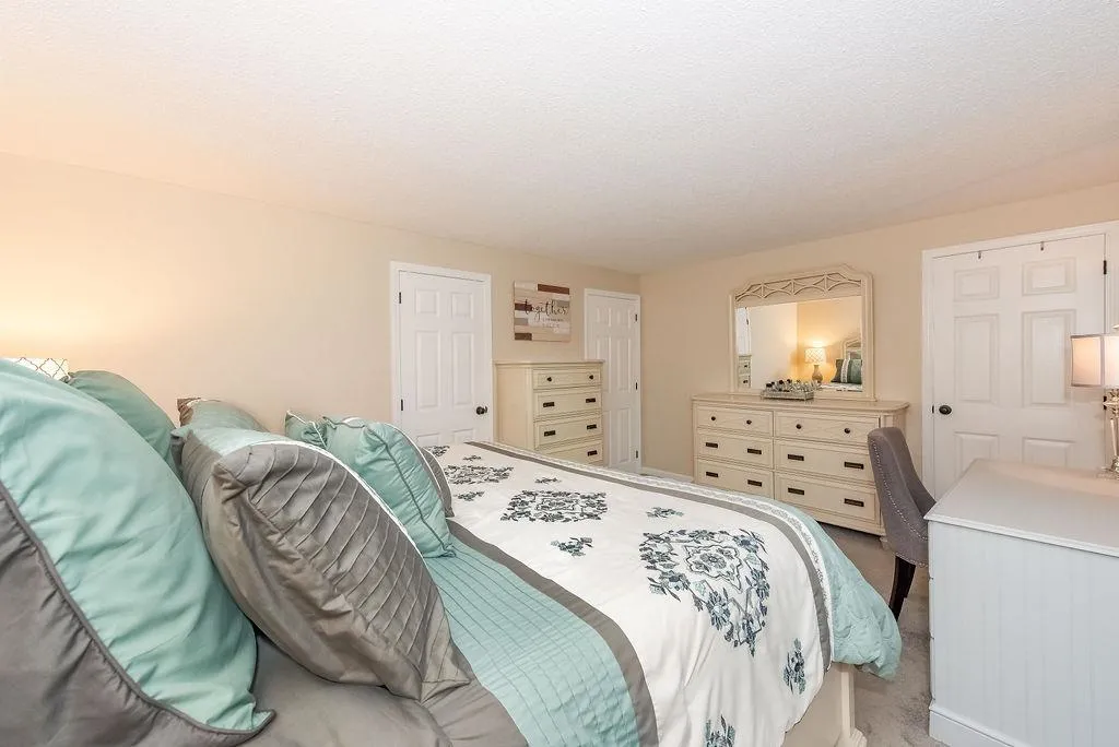 8 Cedarbrook Avenue Rochester NH 03867