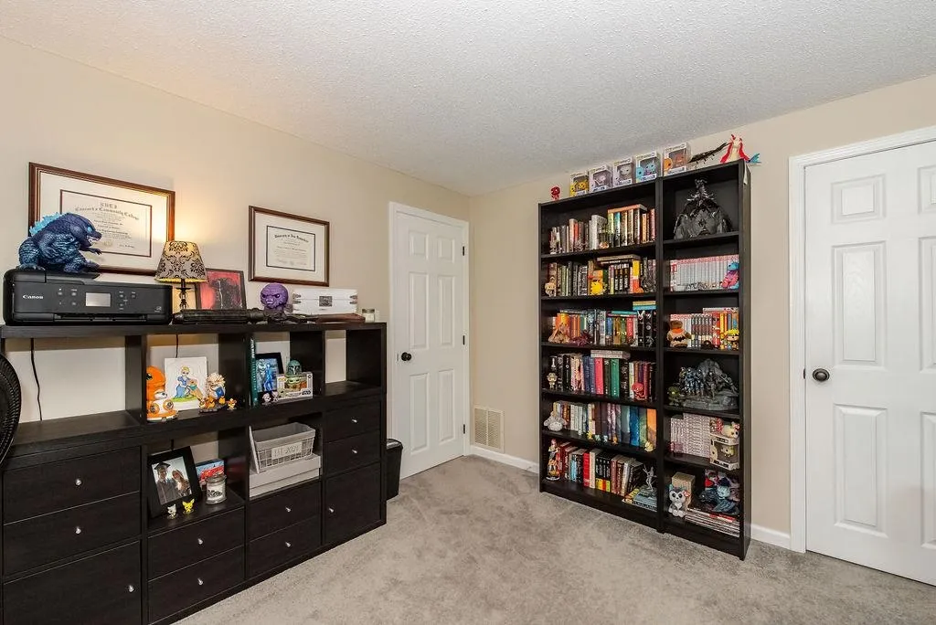 8 Cedarbrook Avenue Rochester NH 03867