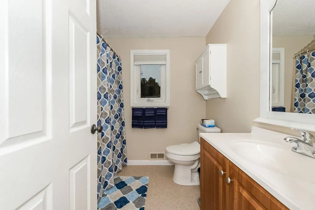 8 Cedarbrook Avenue Rochester NH 03867