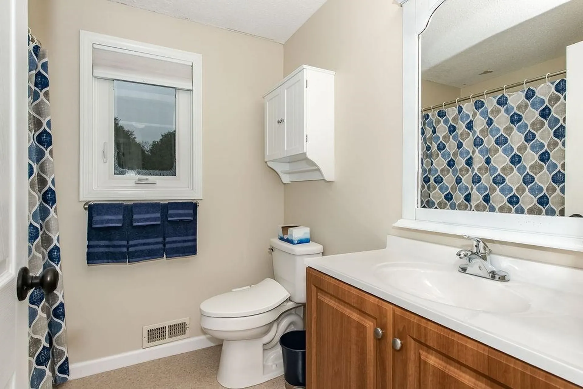 8 Cedarbrook Avenue Rochester NH 03867