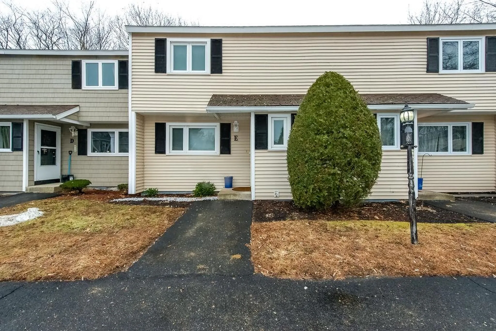 8 Cedarbrook Avenue Rochester NH 03867