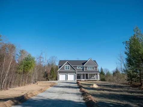 2 Tanya Lane Brentwood NH 03833
