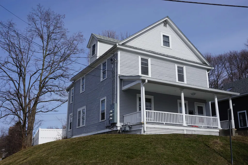 6 Adams Street Burlington VT 05401