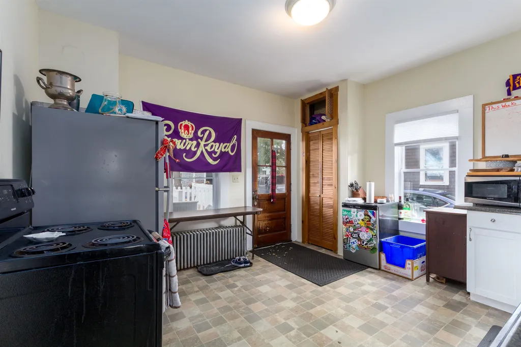 6 Adams Street Burlington VT 05401