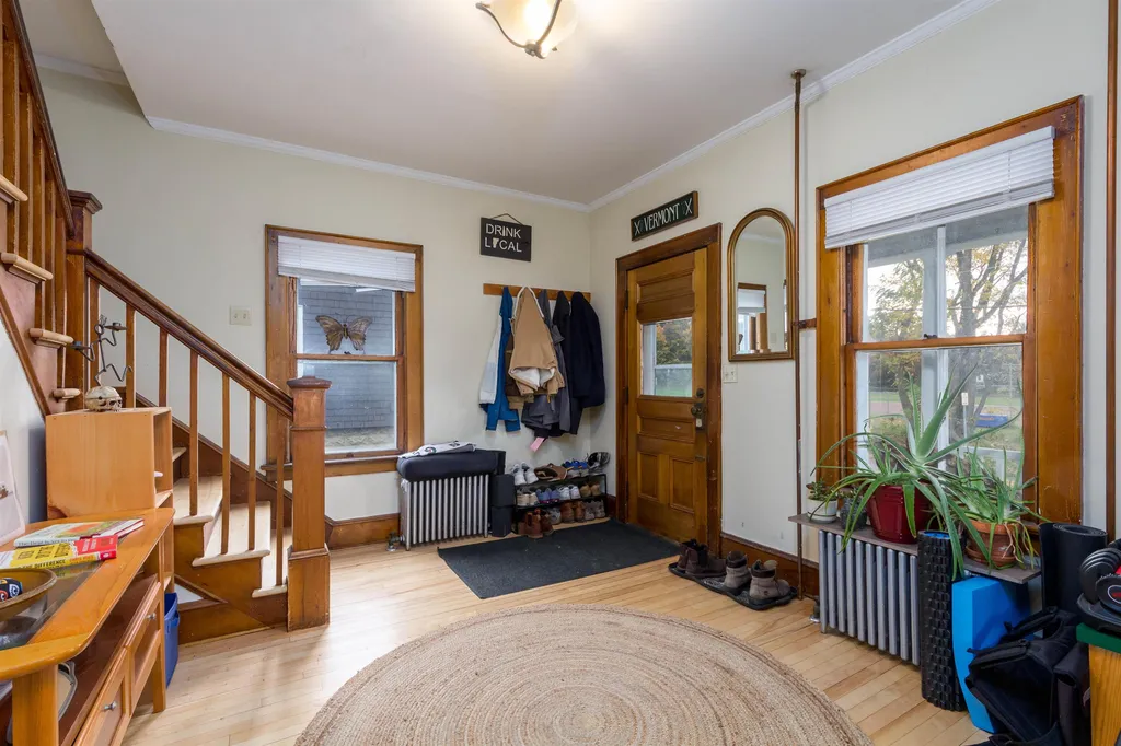 6 Adams Street Burlington VT 05401