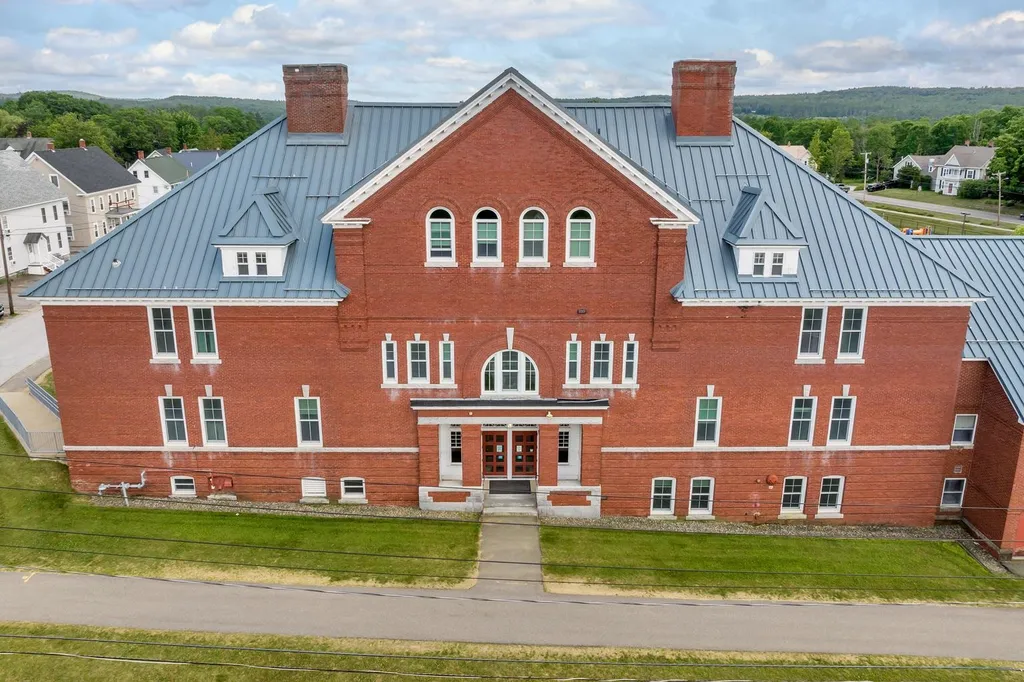 5 Elm Street Northfield NH 03276