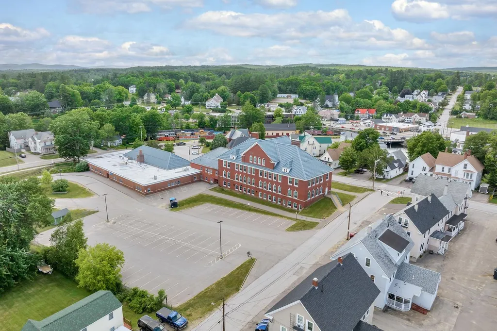 5 Elm Street Northfield NH 03276