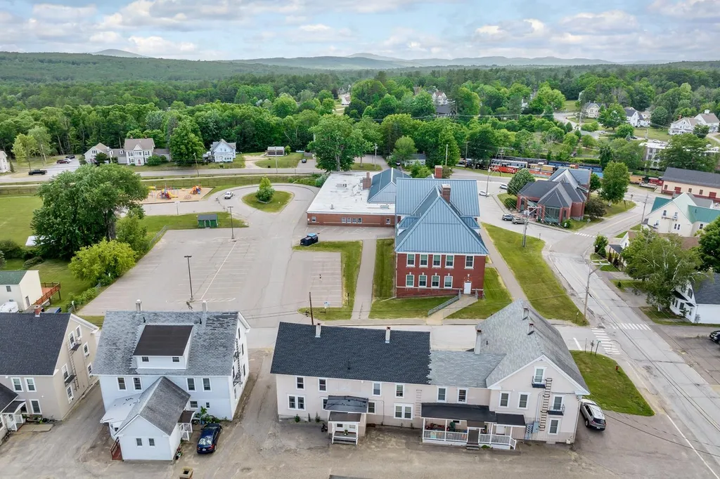 5 Elm Street Northfield NH 03276