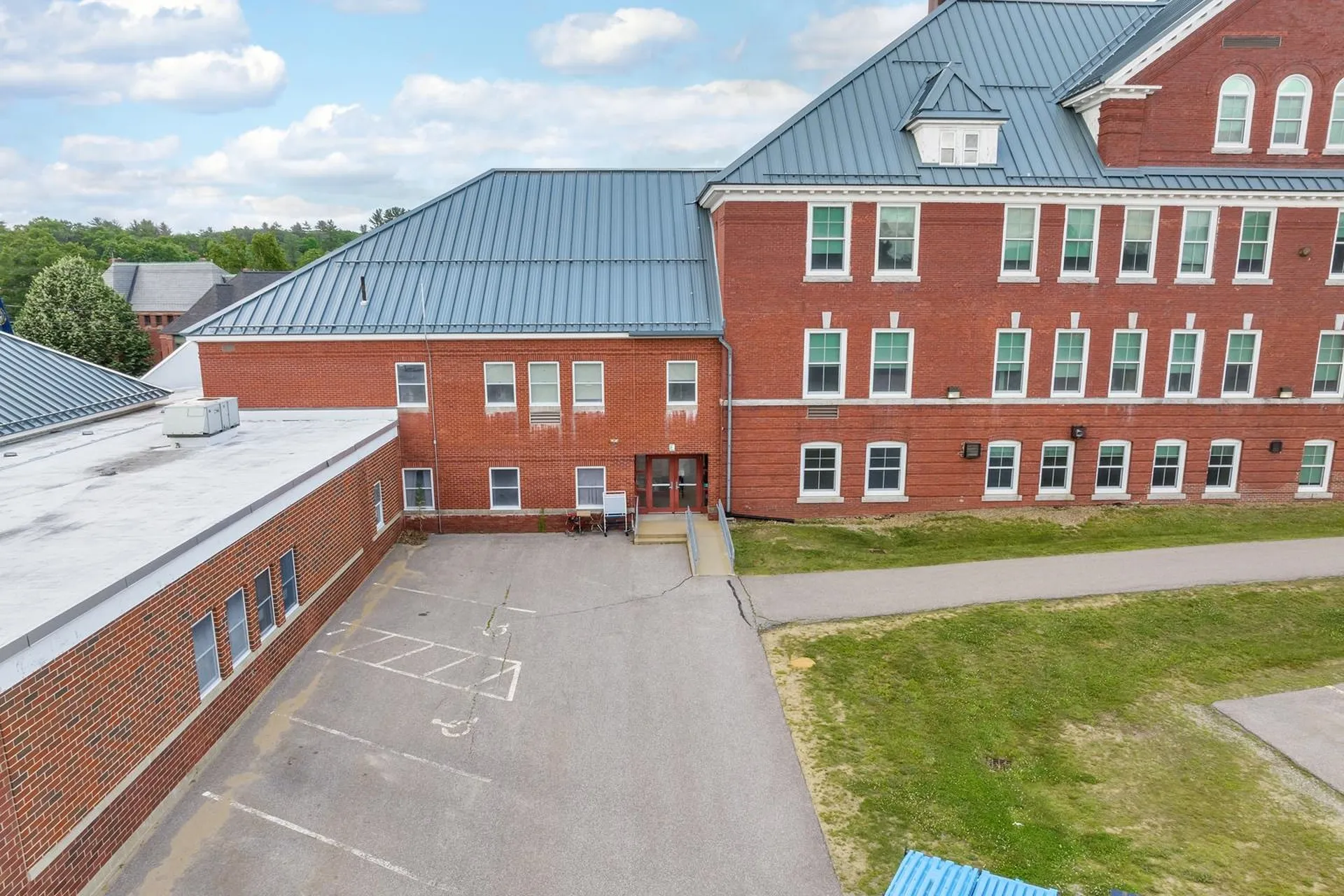 5 Elm Street Northfield NH 03276