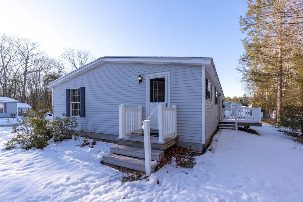 57 Sparrow Drive Barrington NH 03825