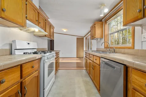 57 Sparrow Drive Barrington NH 03825