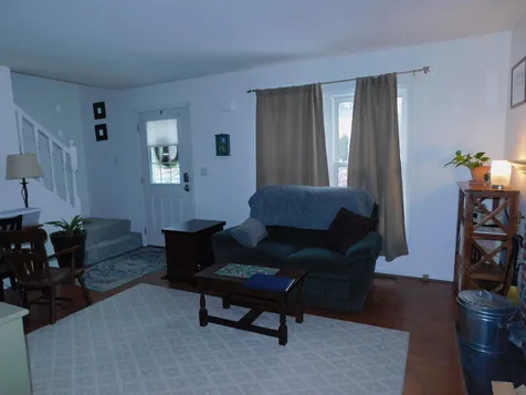 66 Preston Street Hillsborough NH 03244