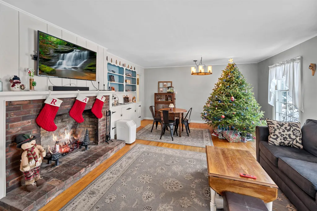 303 Camp Street Barre Town VT 05641-3256