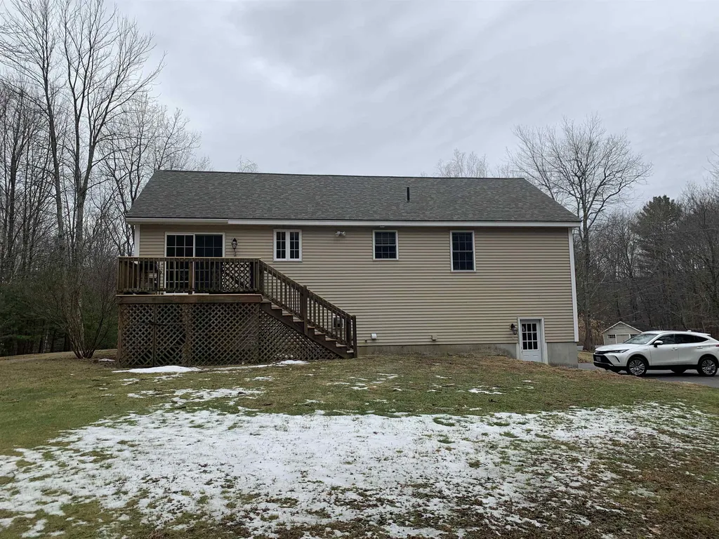 15 Woodhaven Drive Barrington NH 03825