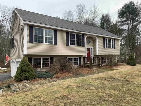 15 Woodhaven Drive Barrington NH 03825