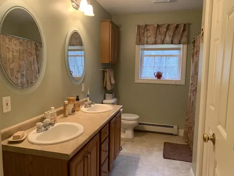 15 Woodhaven Drive Barrington NH 03825