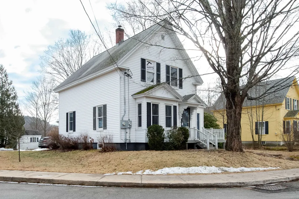 26 Ross Street South Berwick ME 03908