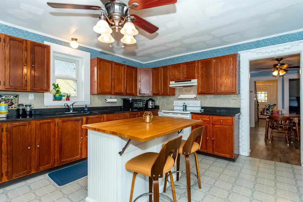 26 Ross Street South Berwick ME 03908