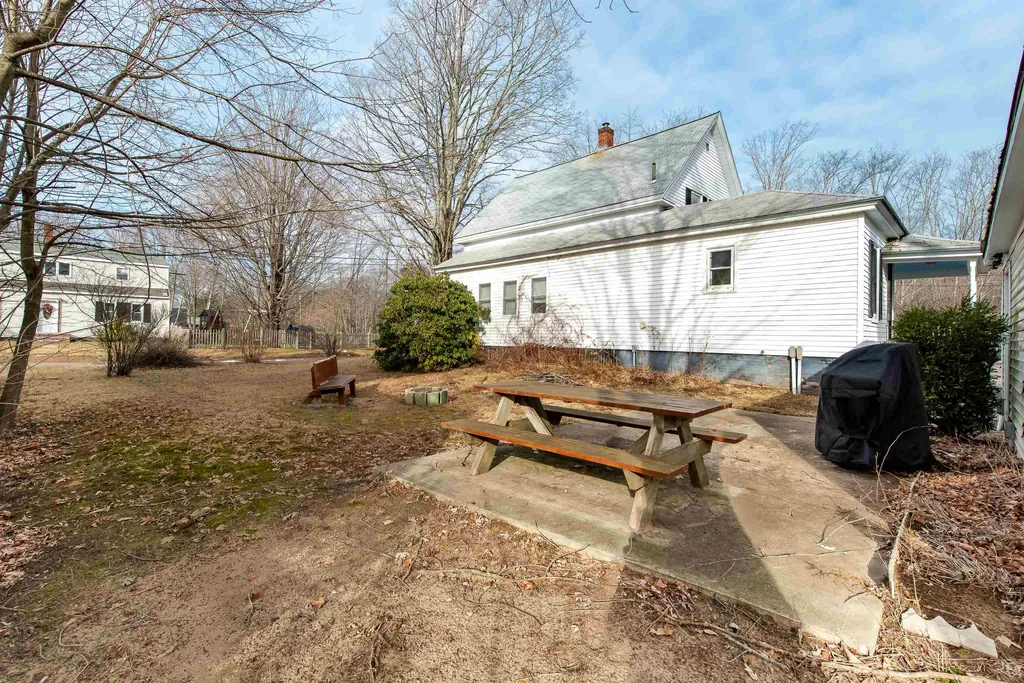 26 Ross Street South Berwick ME 03908