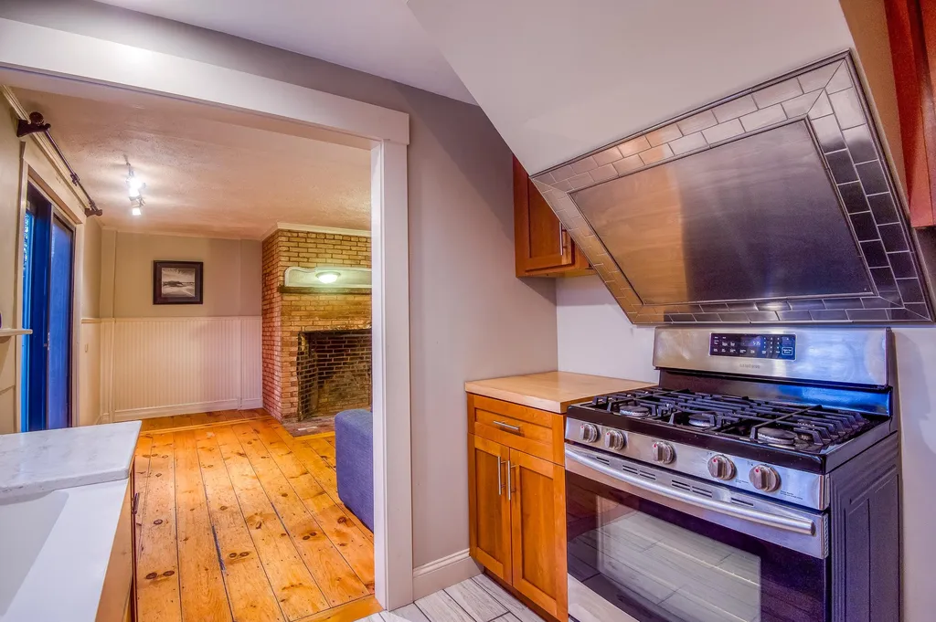 62 Kane Street Portsmouth NH 03801