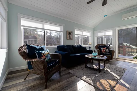 6 Cardinal Court Merrimack NH 03054