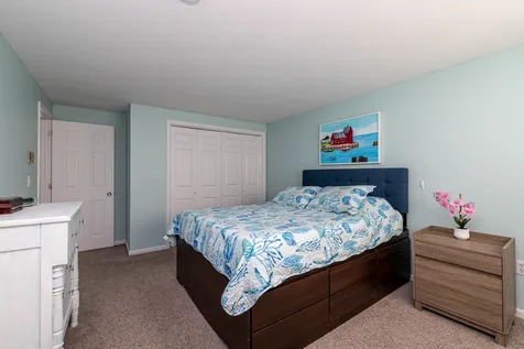 6 Cardinal Court Merrimack NH 03054